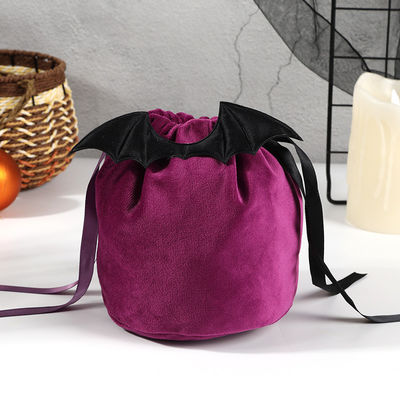 OEM/ODM Acceptable Halloween Bat Bag with String Bag Decoration and Orange Candy Gift