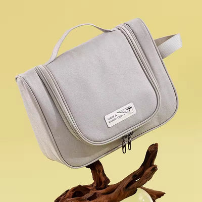 Customized Color Polyester Hanging Toiletry Bag Perfect for Women's Daily Life Needs