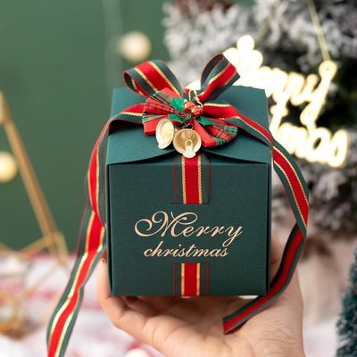Customized Tote Bag Christmas Paper Gift Box Packaging with Recycled Materials