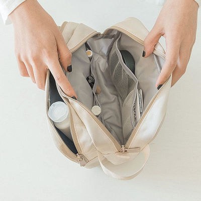 Portable Waterproof Large Hanging Hook Wash Makeup Cosmetic Bag for Men and Women