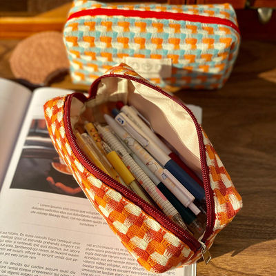 Private Label Make Up Bags with Checked Printing Recycled Polyester Travel Cosmetic Bag