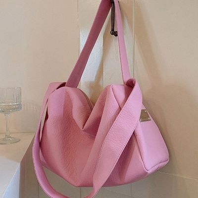 2024 Women's Versatile Tote Bag with Skew Straddle Instagram Design and Large Capacity