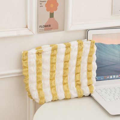 OEM/ODM Acceptable Cute Puffy Mesh Cosmetic Pouch for Mini Canvas Travel Toiletry Handbags