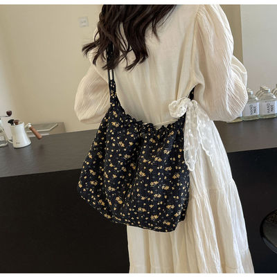 Simple Fashion Straw and Lace Shoulder Bag for Ladies Large Capacity Underarm Tote Bag