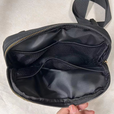 Outdoor Sports Workout Running Chest Dog Bum Bag for Women Custom Nylon Cross Body