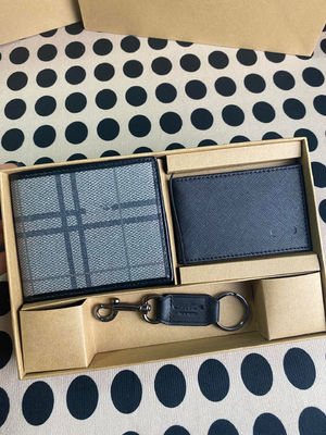 Casual Design Men's Wallet Made of Genuine Leather with Standard Card Holders