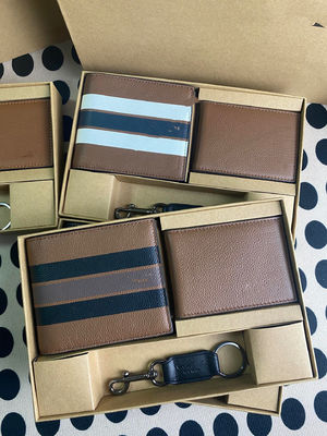 Casual Design Men's Wallet Made of Genuine Leather with Standard Card Holders