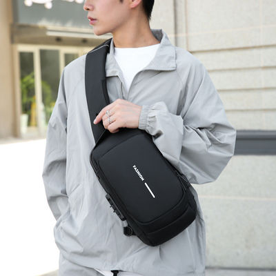 Acceptable OEM/ODM PU Men's Vintage Leather Crossbody Bag for Cell Phone
