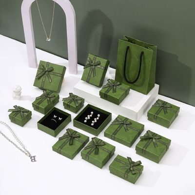 Charm Jewelry Box with Acceptable OEM/ODM and Zipper Closure