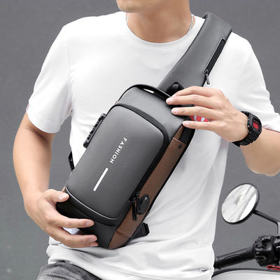2023 Latest Fashion Men's Crossbody Sling Bag with Water Proof Design and Custom Logo