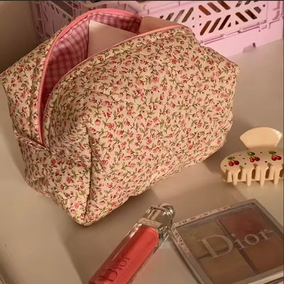 Zipper Closure Floral Cosmetic Bag for Toiletry Travel Customized Logo Summer Design