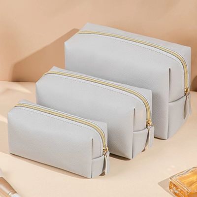 Zipper Closure Vegan Leather Toiletry Bag in Customized Color for Travel and Cosmetics