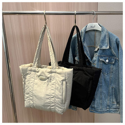 Large Capacity Puffy Handbag Newest Fashinable Style Custom Quilted Puffer Tote Bag