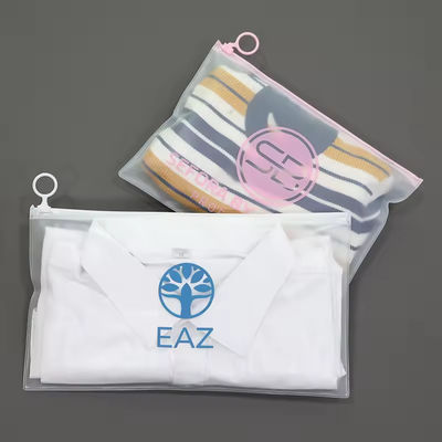 Travel Transparent PVC Cosmetic Bag with Zipper Closure Newest Fashionable Style