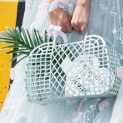 2023 Summer Portable Vacation Plastic Pvc Fashion Beach Retro Jelly Basket Bag for Woman