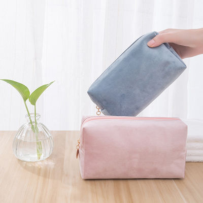 Soft-loop Style Velvet Pouch Bag for Custom Makeup and Personalised Bridesmaid Gifts