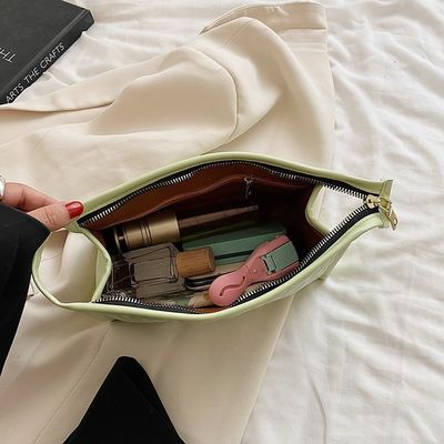 Polyester Cloth Quilted Travel Cosmetic Bags for Your Custom Logo Puffy Puffer Needs