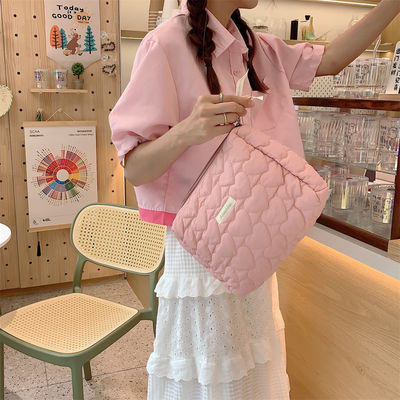 Polyester Custom Logo Puffed Puffer Pouch Large Capacity Makeup Quilted Bags Cosmetic Case