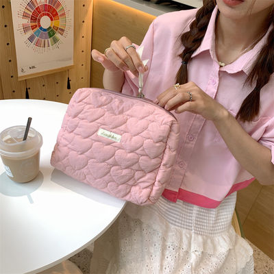 Polyester Custom Logo Puffed Puffer Pouch Large Capacity Makeup Quilted Bags Cosmetic Case