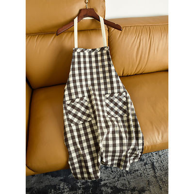 Daily Life Printing Methods Foil print Apron for Salon Attendants in Simple Fashion