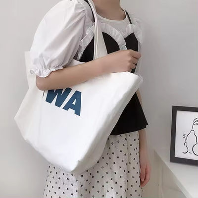 Environment-friendly Custom Tote Shopping Bag with Foldable Design and Print Pattern