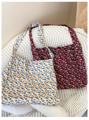 Women's Large Capacity Korean Ins Printed Shoulder Bag for Commuting and Shopping