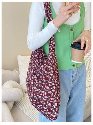Women's Large Capacity Korean Ins Printed Shoulder Bag for Commuting and Shopping