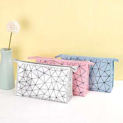 Fashion Cosmetic Bag Waterproof Makeup Bag for Latest Design Travel Women's Travels