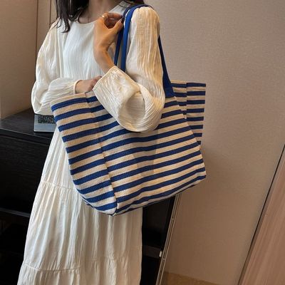 Stay Fashionable and Organized with this Women's Custom Logo Canvas Shopping Tote Bag