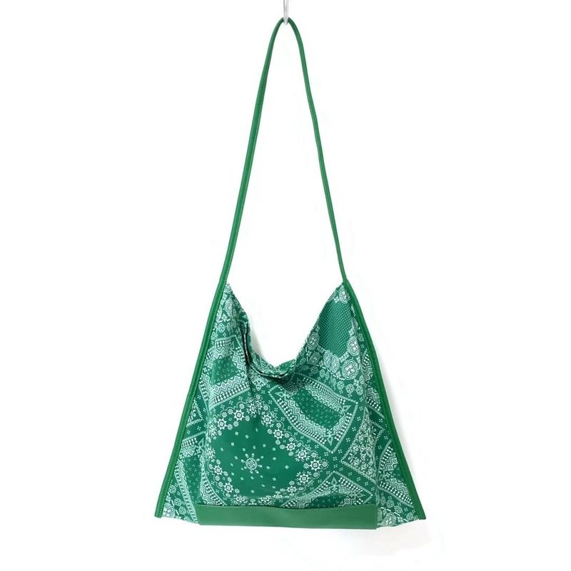 Open Closure Travel and Outgoing Ethnic Style Ladies Full Paisley Print Shopping Bag