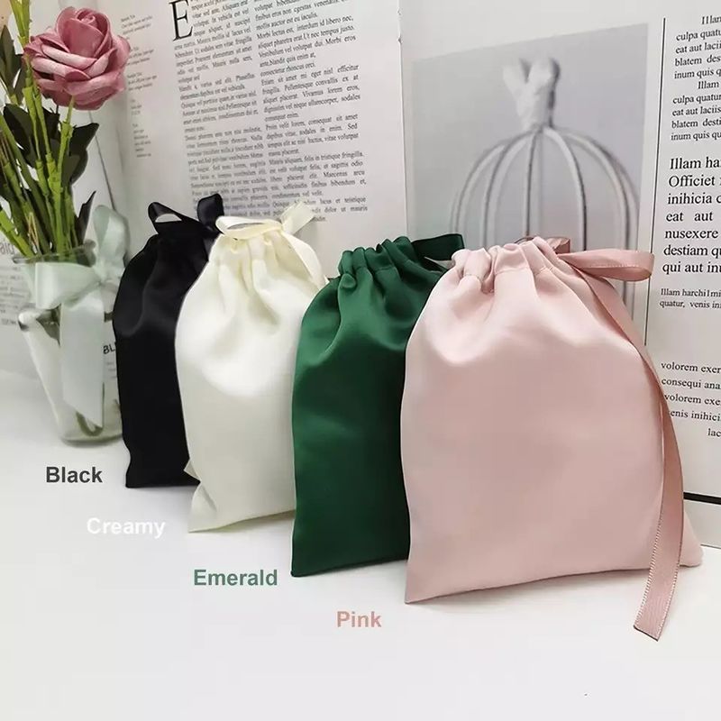 Custom Logo Small Satin Pouch Jewelry Packaging Display Type for Acceptable OEM/ODM