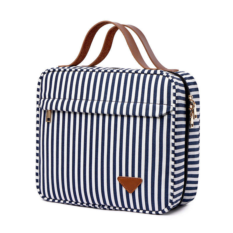 Portable and Practical Large Capacity Cosmetic Storage Bag for Fashion-forward Ladies