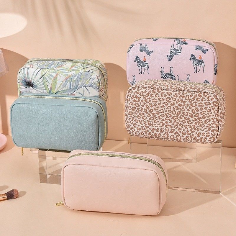 Customized Color Private Label Makeup Bag with Waterproof Zipper Closure Design