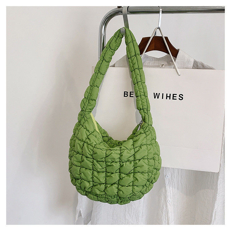 Customized Color Winter Cotton Padded Quilted Sling Down Tote Bag for Women in Winter